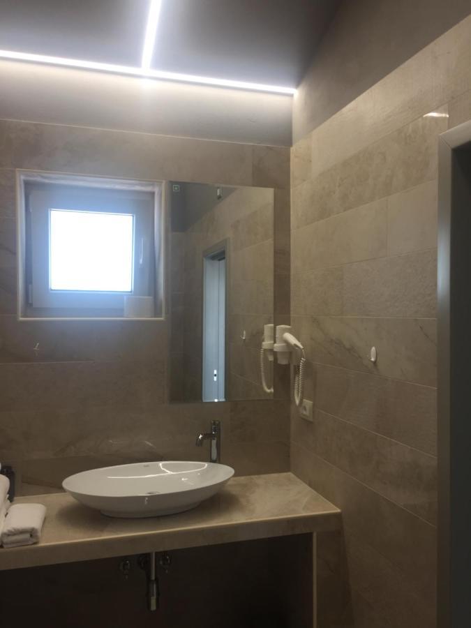 Rooms And Apartments Lisjak Koper Ngoại thất bức ảnh