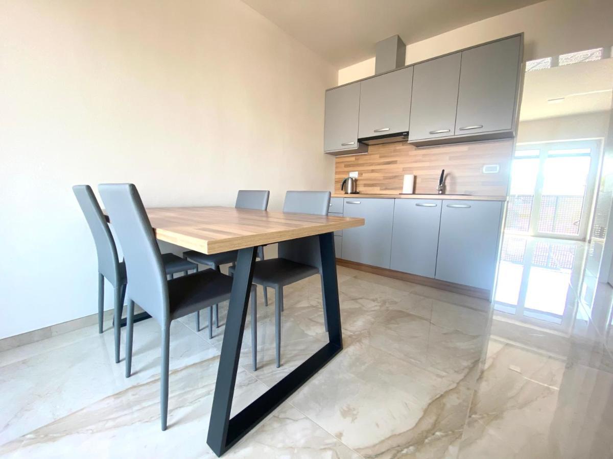 Rooms And Apartments Lisjak Koper Ngoại thất bức ảnh