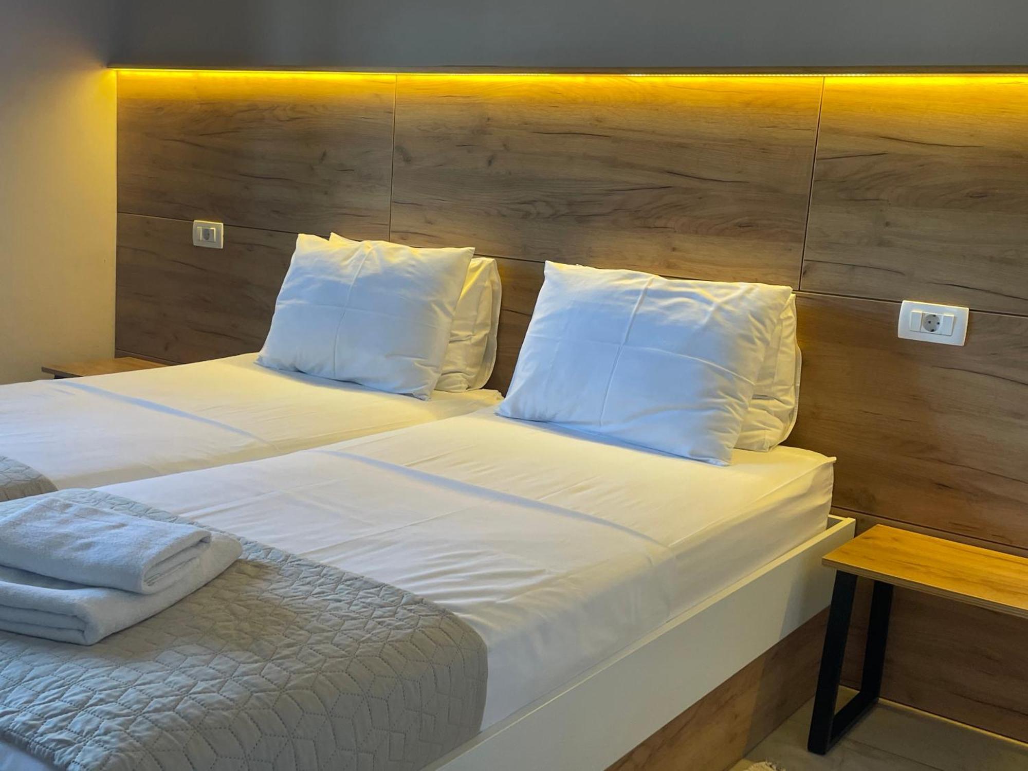 Rooms And Apartments Lisjak Koper Ngoại thất bức ảnh