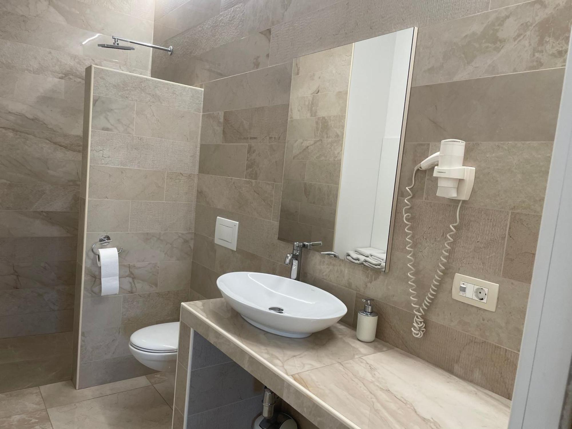 Rooms And Apartments Lisjak Koper Ngoại thất bức ảnh